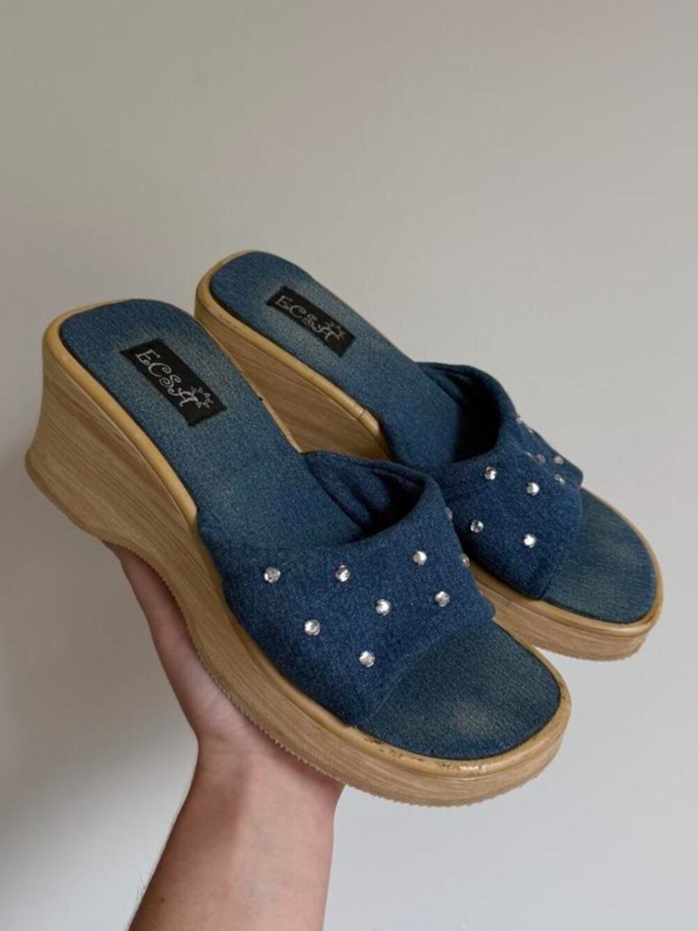 American Vintage Women's Blue and Navy Sandals